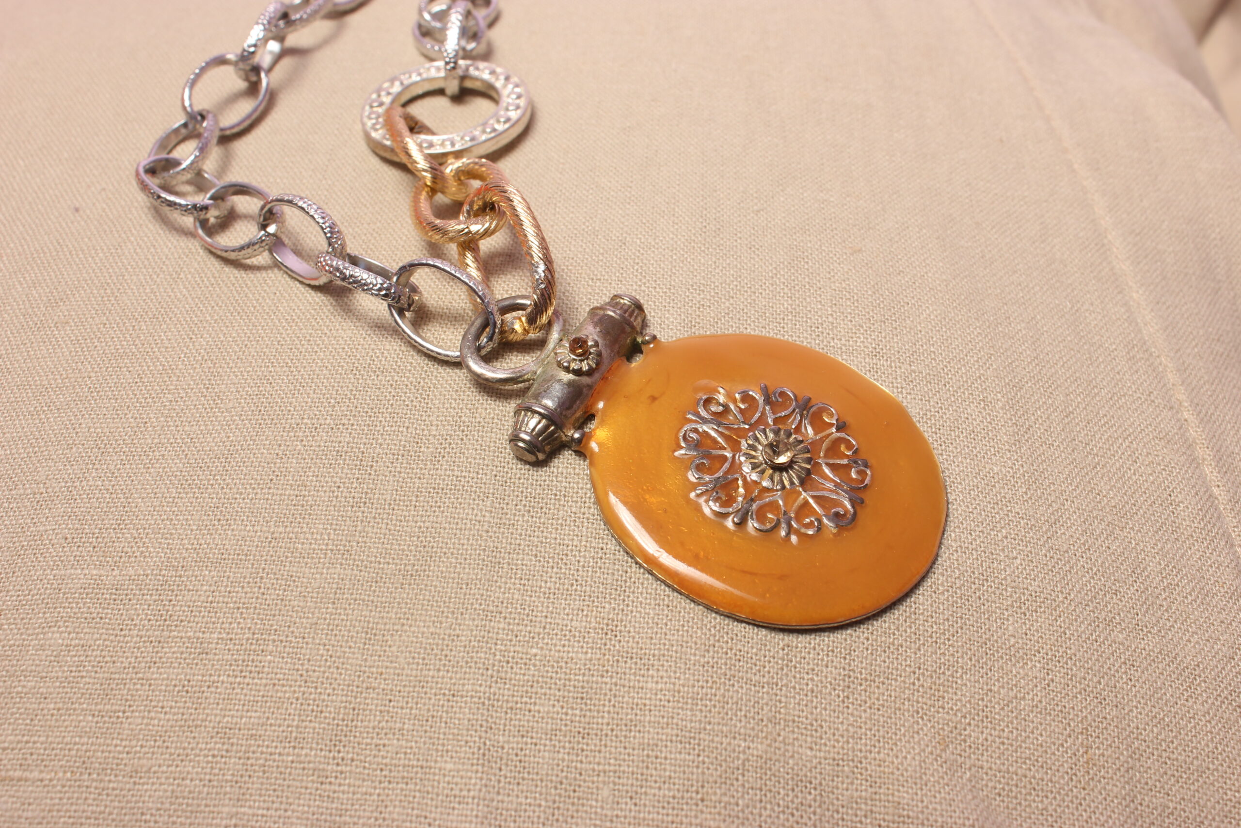 Collier "Aciérie" – Image 2